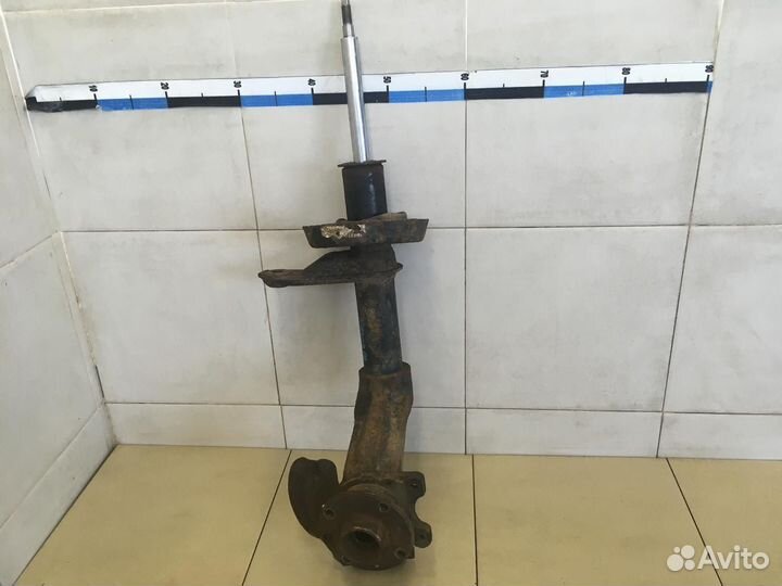 Кулак поворотный передний правый Nexia 1995-2016