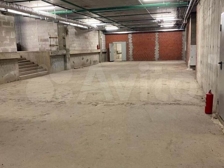 Сдам торговое помещение, 446 м²