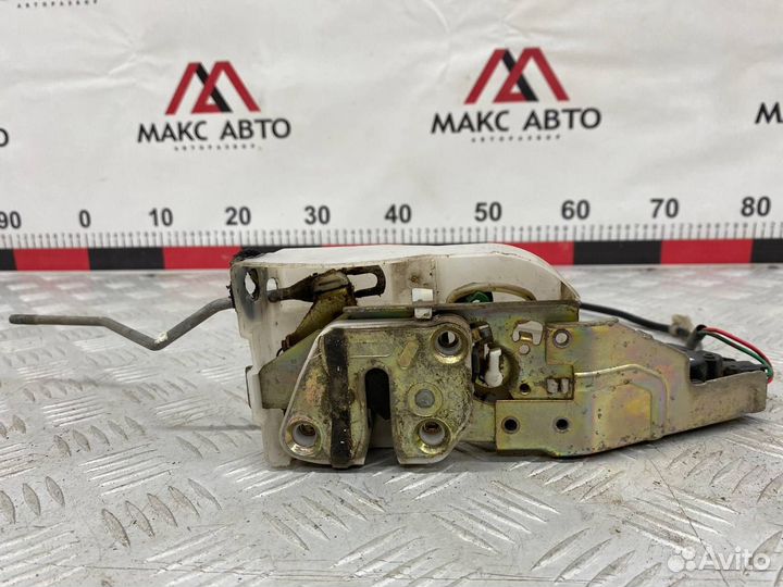 Б/У замок двери передний правый Mazda Demio DW5W