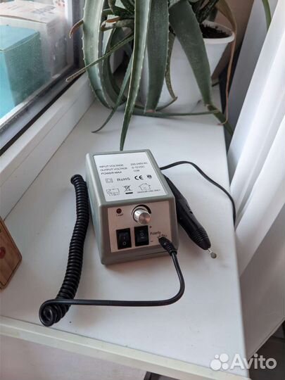 Фрезерная машинка для маникюра