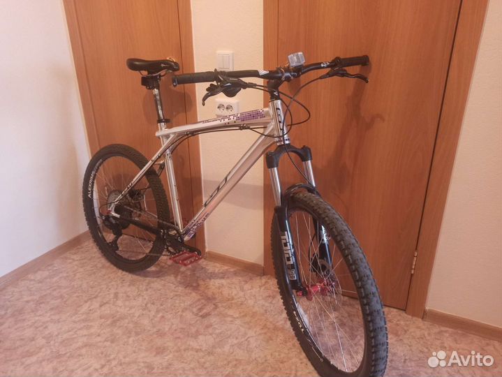 Велосипед бу GT avalanche 1.0 рама XL
