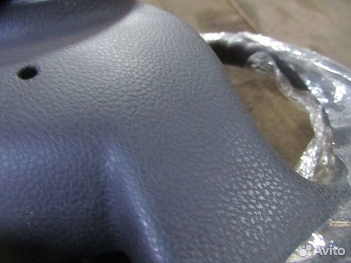 Рулевое колесо Nissan Terrano