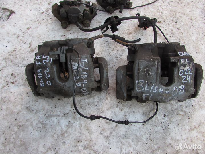 Тормозной суппорт Mercedes ML / GL W164 R W251