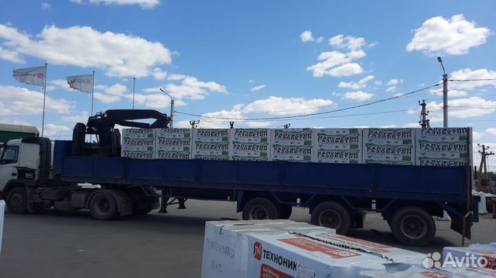 Полуприцеп с манипулятором