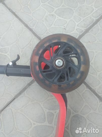 Продам детские самокаты