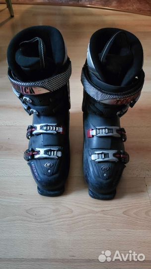 Горнолыжные ботинки