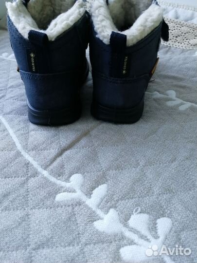 Демисезонные детские ботинки ecco