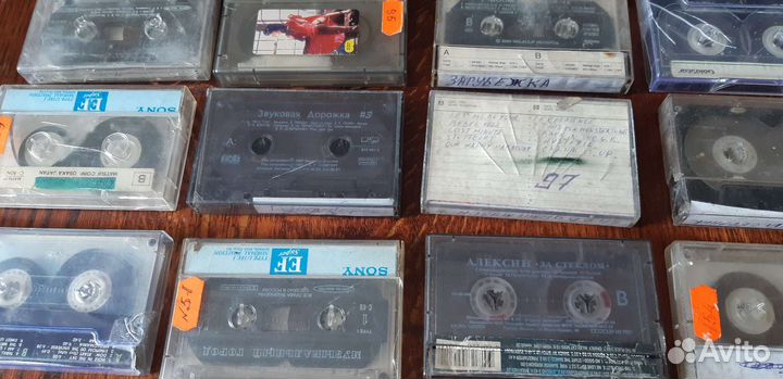 Аудиокассеты с записью