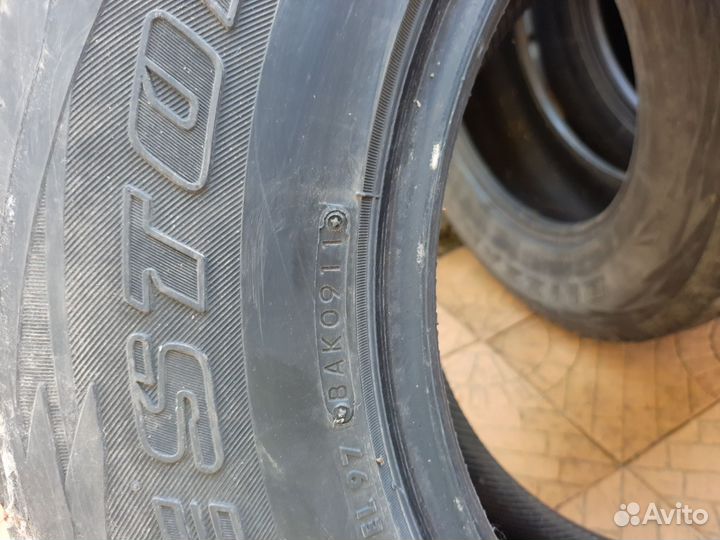 Bridgestone Blizzak DM-V2 275/65 R17 115R