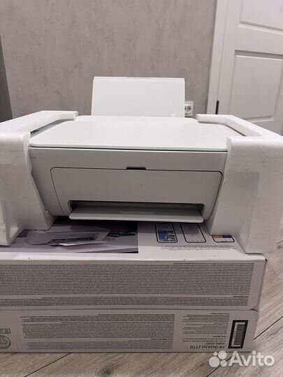 Принтер струйный цветной 3в1 с Wi-Fi DeskJet 2710