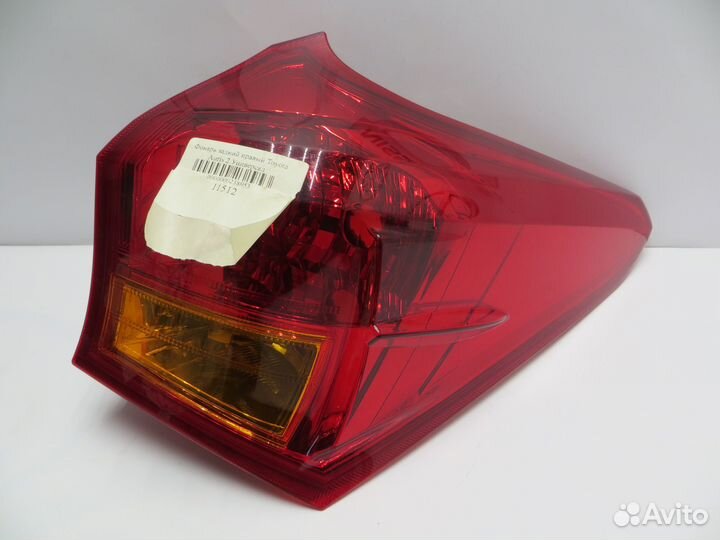 Фонарь задний правый Toyota Auris 2 Универсал
