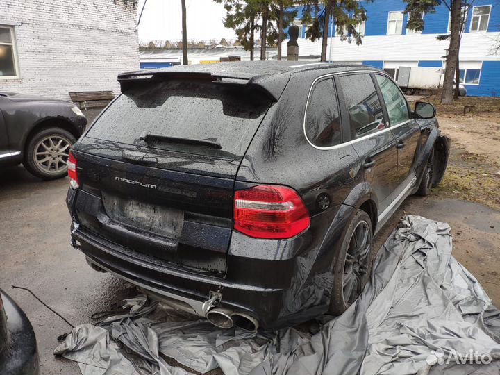 Разбор порше кайен в махачкале. Макан краш. Виброизоляция порше кайен. Битый кайен. Порше панамера битый.