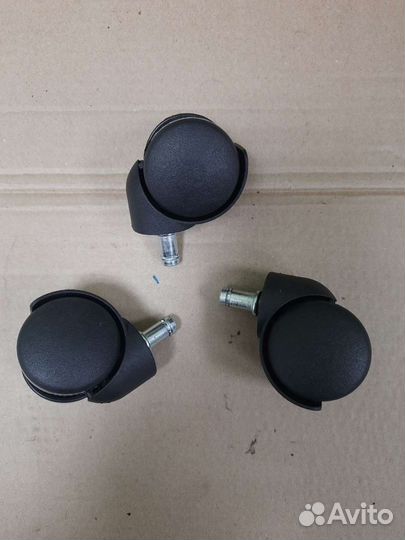 Колёса для кресел, кроватей, тумбочек