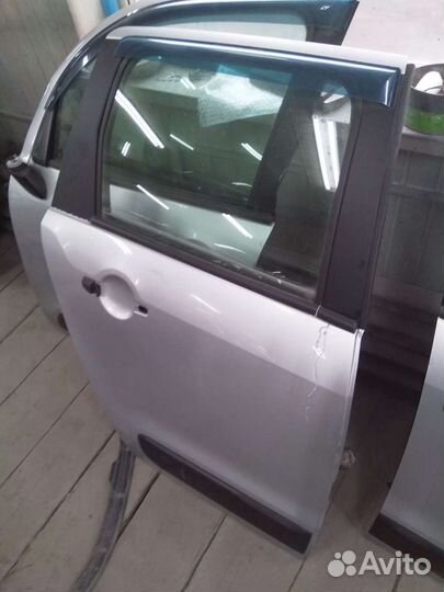 Дверь задняя правая Citroen c3 picasso