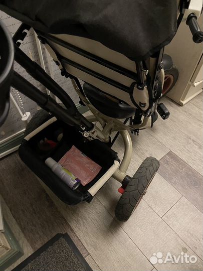 Велосипед-коляска с ручкой