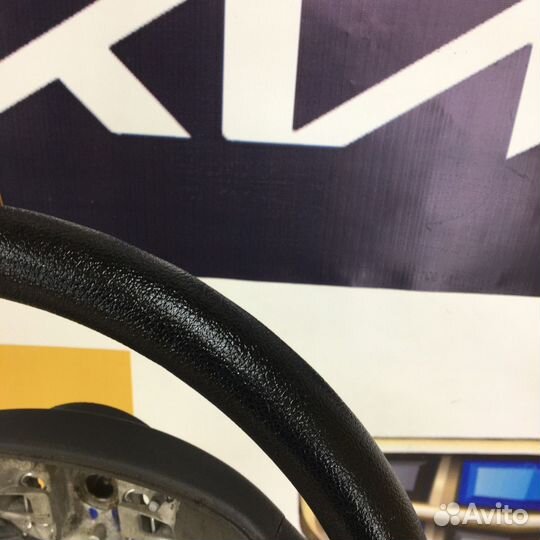 Руль Рулевое колесо Renault sandero