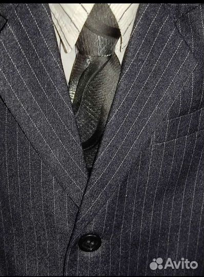 Костюм школьный с шерстяной ниткой.140см