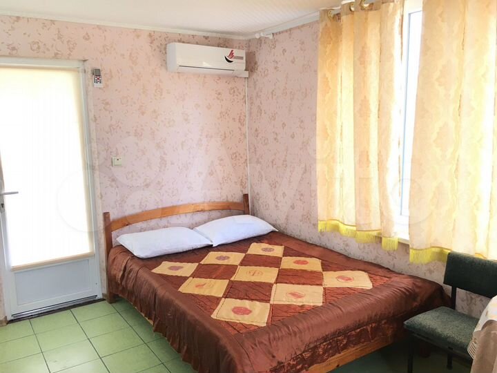 Комната 12 м² в 4-к., 2/2 эт.