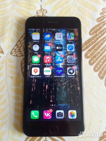 Телефон iPhone 7 plus