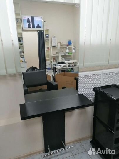 Оборудование для парикмахера