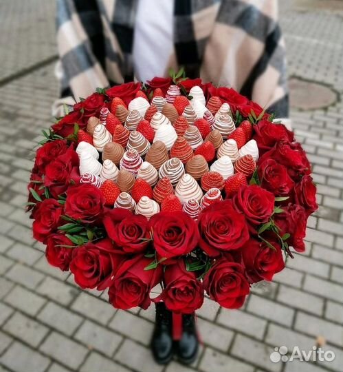 Клубника в шоколаде в коробке Сердце