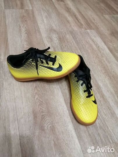 Футзальные кеды (кроссовки)