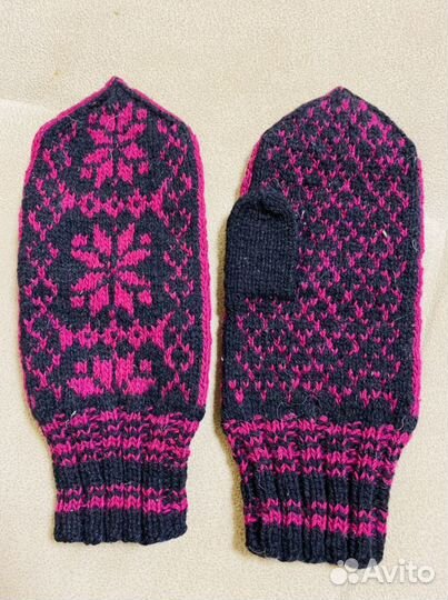 Варежки вязаные ручной работы