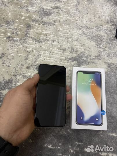 iPhone X, 64 ГБ