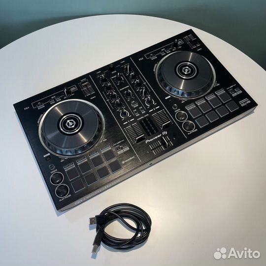 DJ-контроллер Pioneer DDJ-RB