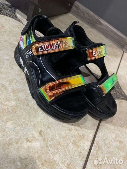 Босоножки для девочки