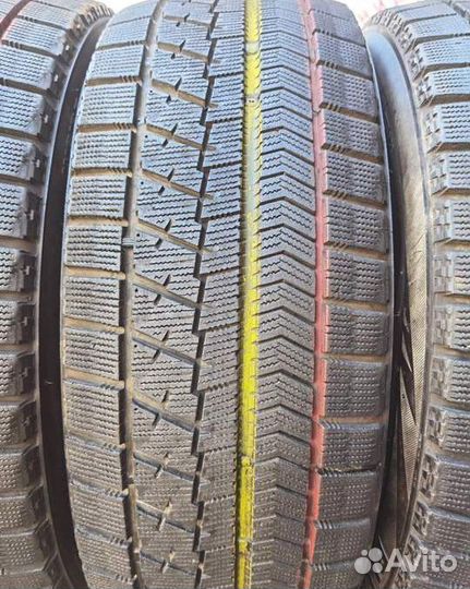 Bridgestone Blizzak VRX 225/45 R18 91Q