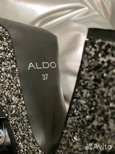 Нарядные туфли на платформе aldo