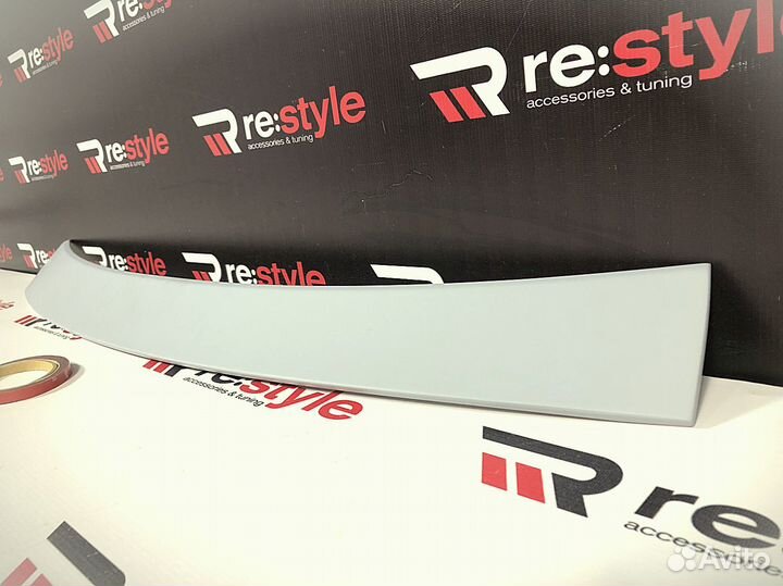 Спойлер на Стекло Lexus ES250 с18г