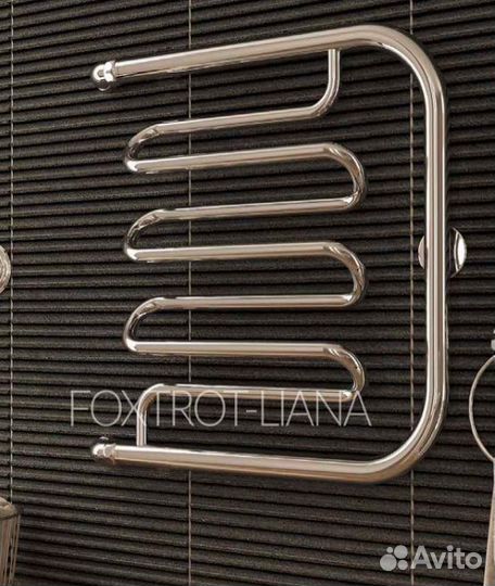 Полотенцесушитель Фокстрот Лиана боковой водяной