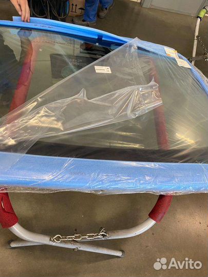 Лобовое стекло на Х5