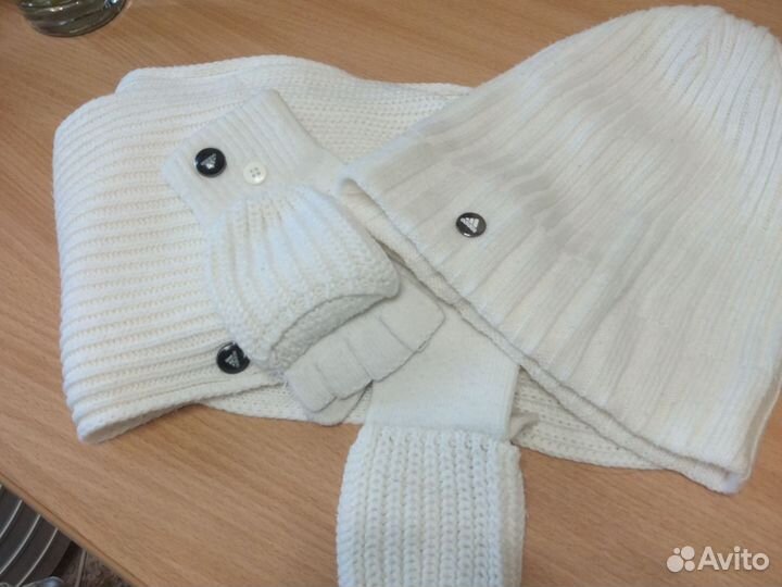 Женские шапки