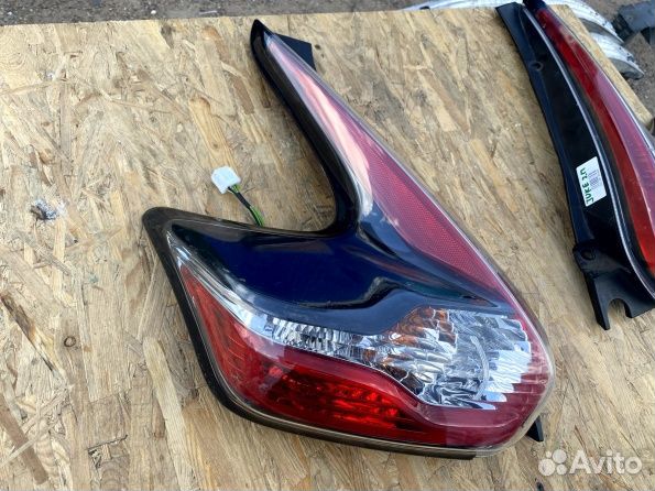 Фонарь в крыло задний левый Nissan Juke