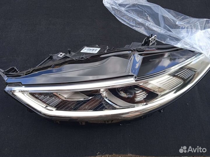 Фары для Ford Mondeo 5