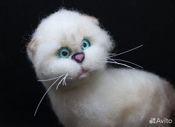 Вислоухая кошка - игрушка ручной работы