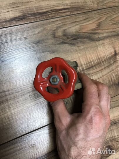 Задвижка запорная клиновая