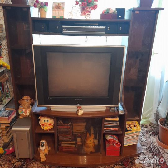 Тумба под телевизор