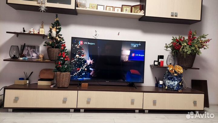 Стенка в гостиную