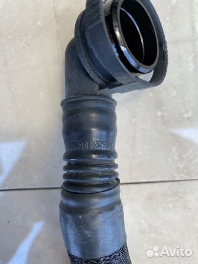 Трубка картерных газов Audi A8 D3