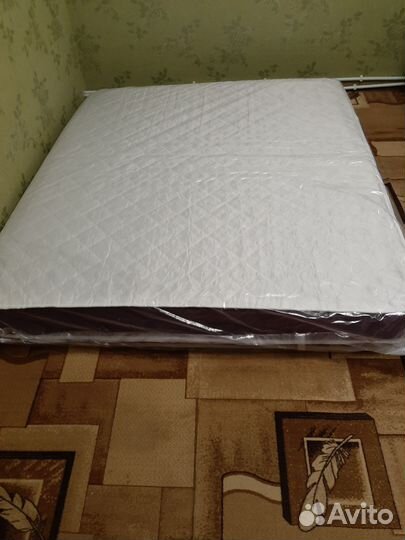 Матрас новый 180 200