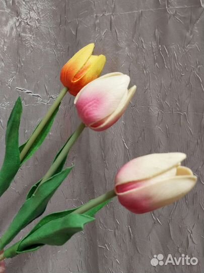 Искусственные тюльпаны