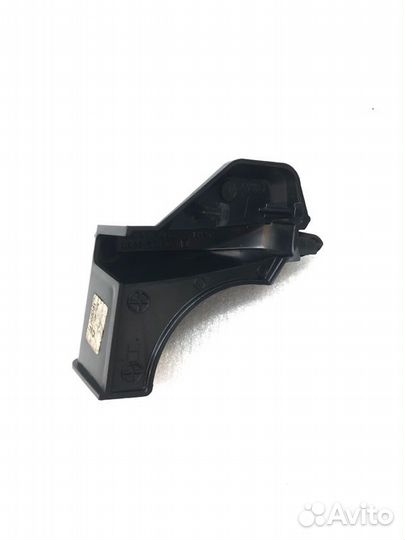 Уплотнитель двери передний левый Land Rover Range