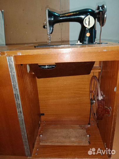 Швейная машина Подольск