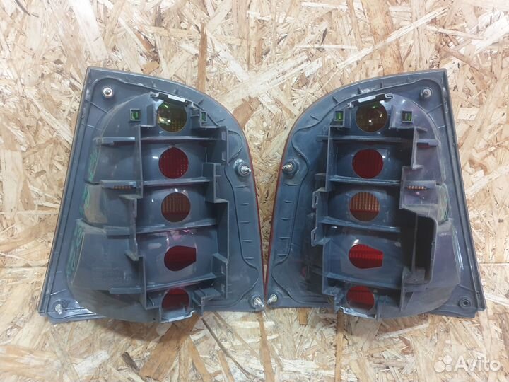 Фонарь задний Skoda Octavia A4