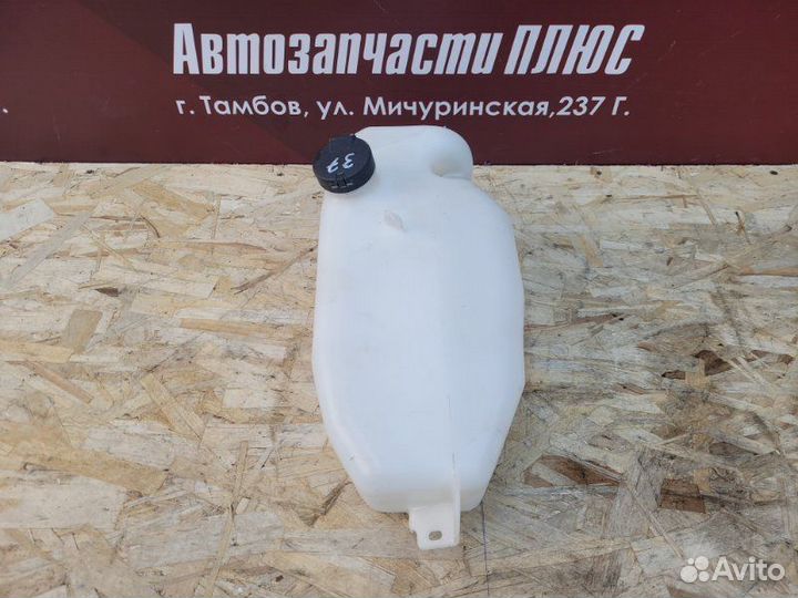 Бачок омывателя Renault Logan