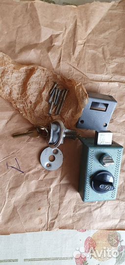 Замок б/у в рабочем состоянии